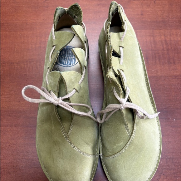 Loints of Holland Stylish Olive Green Suede Women's Flats uk size 38 - Picture 2 of 8